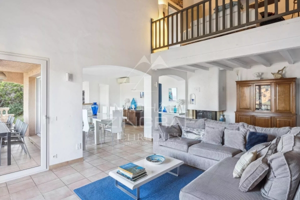 Maison de luxe à vendre à Saint-Raphaël, 1 799 000 €, Photo 4