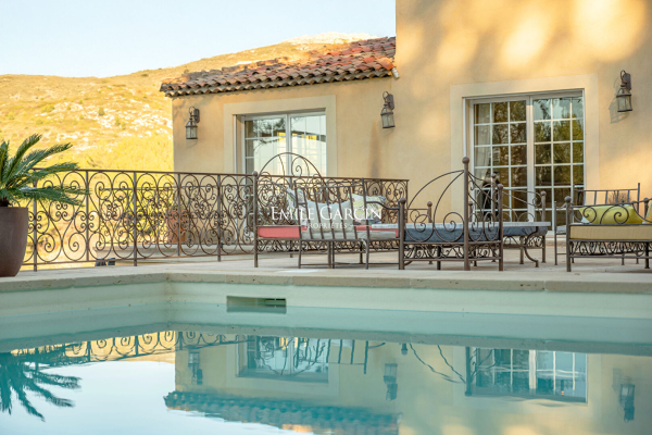 Maison de luxe à vendre à Marseille 11Ème, 1 480 000 €, Photo 4