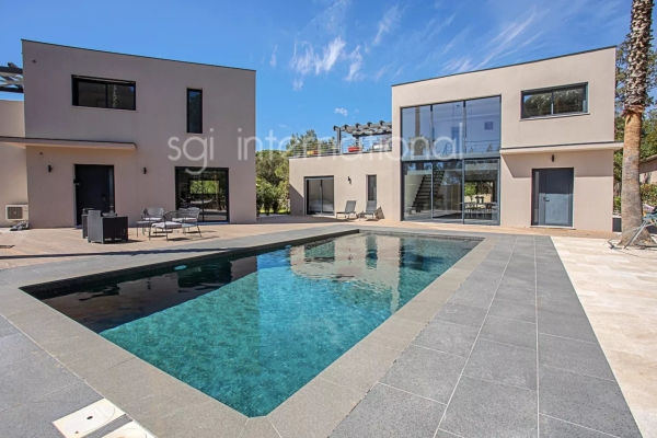 Luxury House for sale in Grimaud, 3 500 000 €, Photo 1