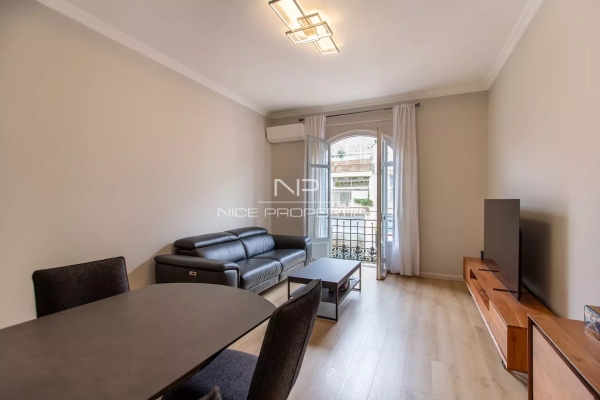 Luxury Apartment for sale in Nice, 630 000 €, Photo 1