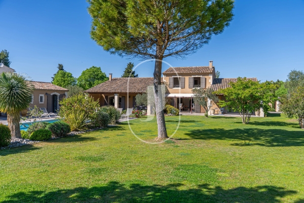Luxury House for sale in Saint-Rémy-de-Provence, 3 390 000 €, Photo 1