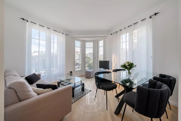 Appartement de luxe à louer à Cannes, 2 000 €, Photo 1