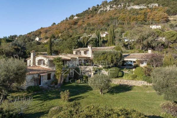 Maison de luxe à vendre à Tourrettes-sur-Loup, 2 750 000 €, Photo 3