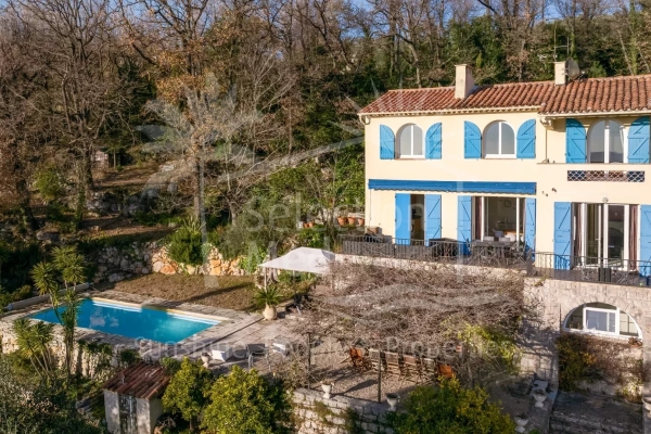 Maison de luxe à vendre à Châteauneuf-Grasse, 1 100 000 €, Photo 1