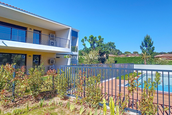 Appartement de luxe à vendre à Saint-Raphaël, 339 000 €, Photo 1