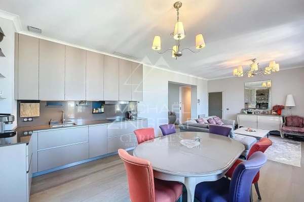 Luxury Apartment for sale in Antibes, 1 750 000 €, Photo 3