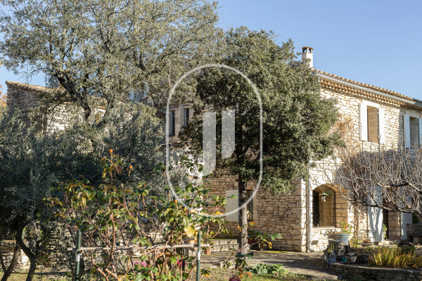 Luxury House for sale in Gordes, 950 000 €, Photo 1