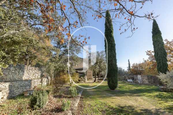 Luxury House for sale in Gordes, 950 000 €, Photo 2