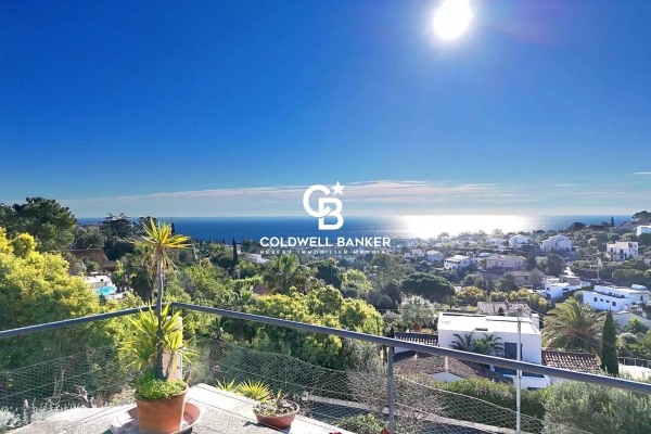 Luxury House for sale in Saint-Aygulf, 1 370 000 €, Photo 4