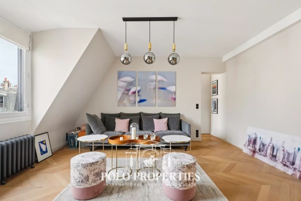 Luxury Apartment for sale in Paris 16ème, 700 000 €, Photo 1