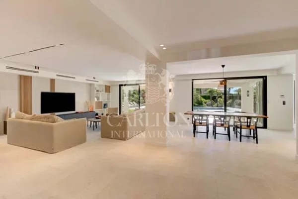 Maison de luxe à louer à Mougins, 25 000 €, Photo 3