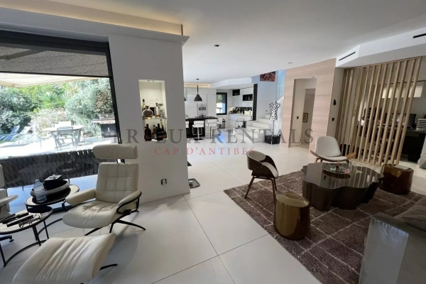 Maison de luxe à vendre à Antibes, 2 500 000 €, Photo 6
