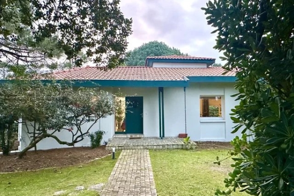 Luxury House for rental in Anglet, 4 176 €, Photo 4