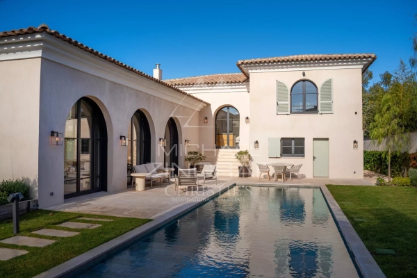 Maison de luxe à vendre à Saint-Tropez, 8 700 000 €, Photo 1