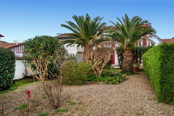 Maison de luxe à vendre à Saint-Jean-de-Luz, 780 000 €, Photo 1