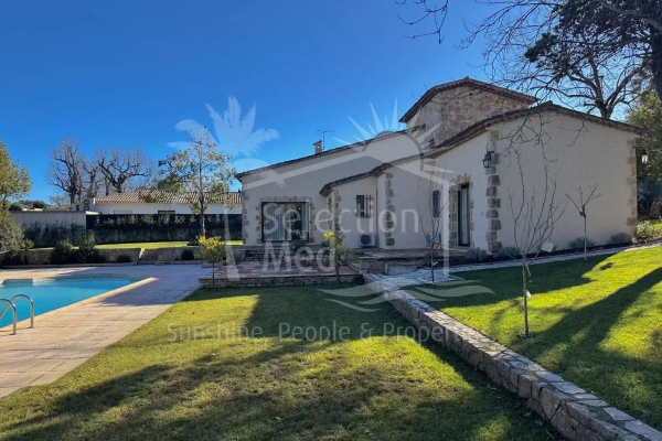 Maison de luxe à vendre à Valbonne, 1 750 000 €, Photo 1