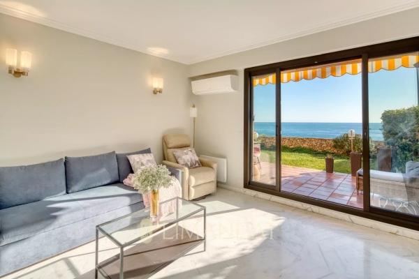 Luxury Apartment for sale in Roquebrune-Cap-Martin, 1 950 000 €, Photo 1