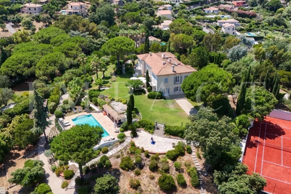 Maison de luxe à louer à Cannes, 13 000 €, Photo 1