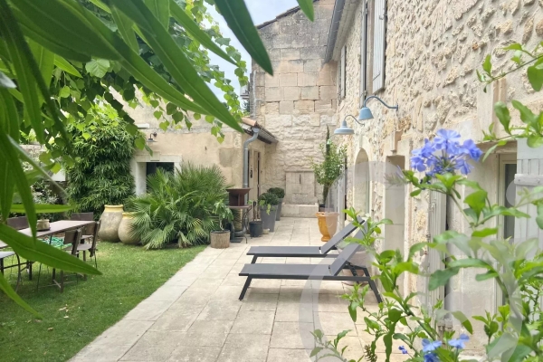 Appartement de luxe à vendre à Paradou, 785 000 €, Photo 1