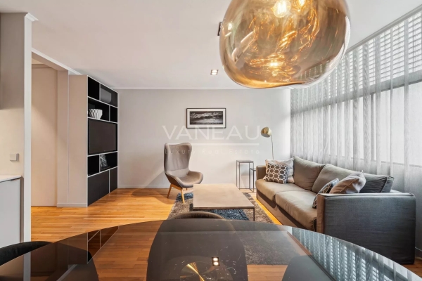 Luxury Apartment for sale in Paris 8Ème, 740 000 €, Photo 1