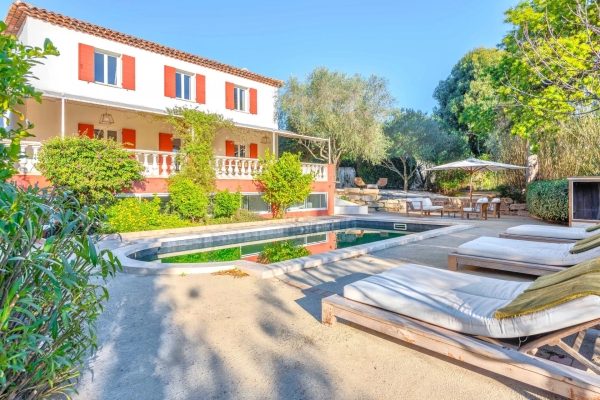 Maison de luxe à vendre à Sainte-Maxime, 1 490 000 €, Photo 1