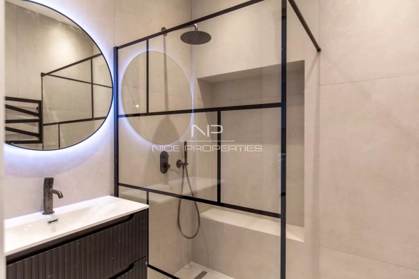 Luxury Apartment for sale in Villefranche-sur-Mer, 590 000 €, Photo 4