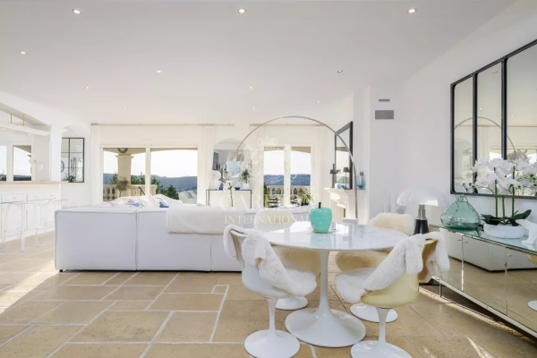 Luxury House for sale in Saint-Paul-de-Vence, 2 375 000 €, Photo 5
