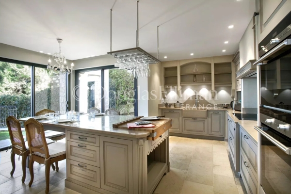 Luxury House for sale in Cap d'Antibes, 5 200 000 €, Photo 3