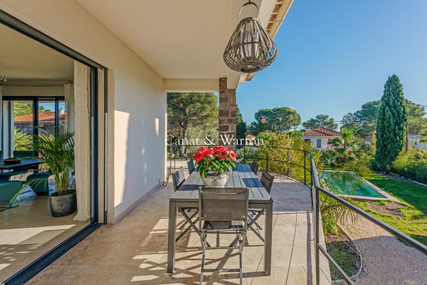 Luxury House for sale in Saint-Raphaël, 1 095 000 €, Photo 2