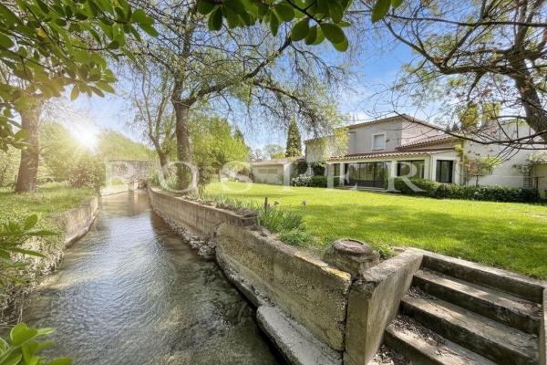 Maison de luxe à vendre à L Isle-sur-La-Sorgue, 1 350 000 €, Photo 1