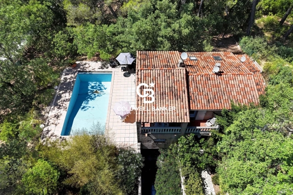Maison de luxe à vendre à Callas, 510 000 €, Photo 3