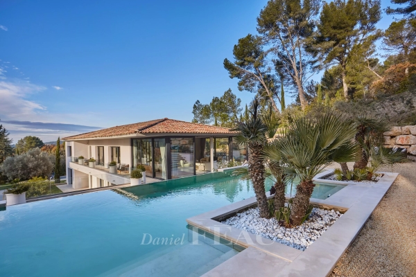 Maison de luxe à vendre à Aix-en-Provence, 2 590 000 €, Photo 1