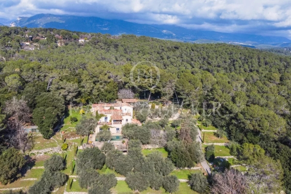 Maison de luxe à vendre à Valbonne, 2 200 000 €, Photo 2