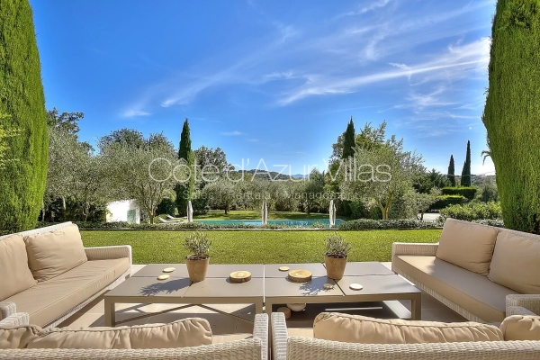 Luxury House for rental in Valbonne, 12 500 €, Photo 4