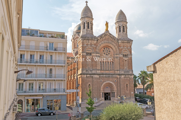 Appartement de luxe à vendre à Saint-Raphaël, 584 000 €, Photo 1