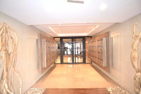 Luxury Apartment for sale in Cannes, 549 000 €, Photo 1
