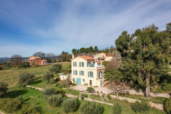Maison de luxe à vendre à Le Castellet, 859 000 €, Photo 1