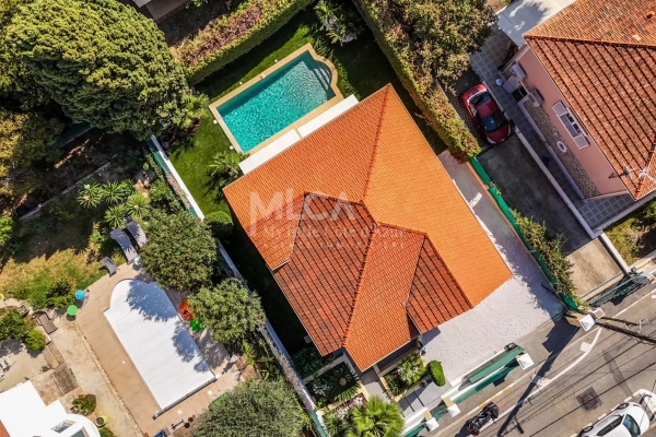 Maison de luxe à vendre à Antibes, 1 590 000 €, Photo 3