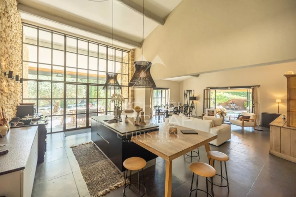 Luxury House for sale in Ménerbes, 2 380 000 €, Photo 7