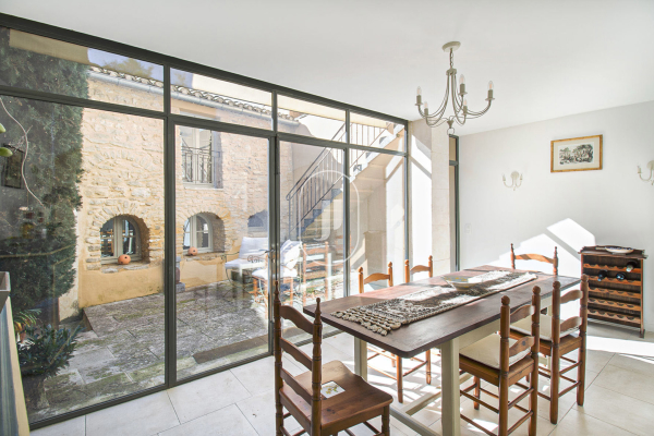 Maison de luxe à vendre à Goult, 835 000 €, Photo 1