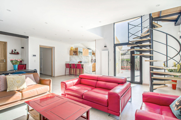 Maison de luxe à vendre à Lourmarin, 966 000 €, Photo 6