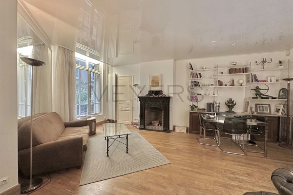 Luxury Apartment for sale in Paris 16Ème, 925 000 €, Photo 1