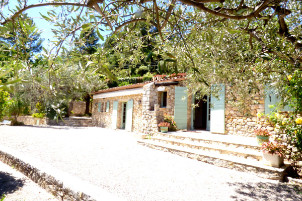 Maison de luxe à vendre à Seillans, 945 000 €, Photo 3