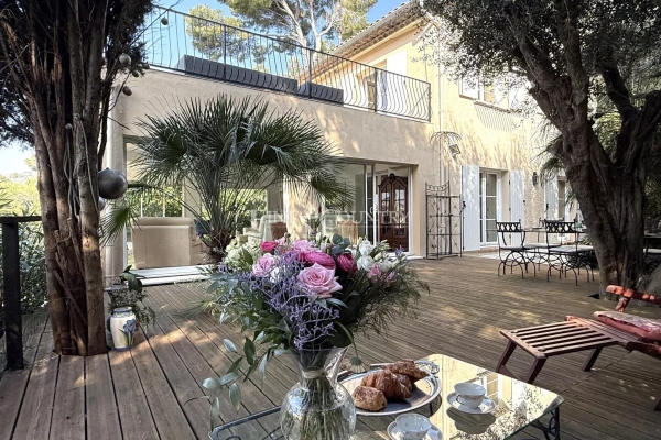 Luxury House for sale in Cannes, 1 995 000 €