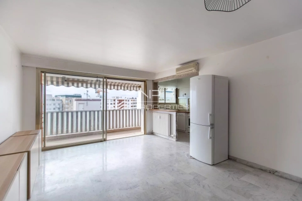 Appartement de luxe à vendre à Juan-les-Pins, 550 000 €, Photo 1