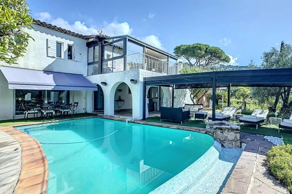 Maison de luxe à vendre à Cannes, 1 590 000 €, Photo 1