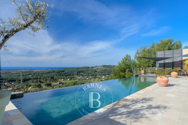 Maison de luxe à vendre à Sanary-sur-Mer, 2 650 000 €, Photo 2