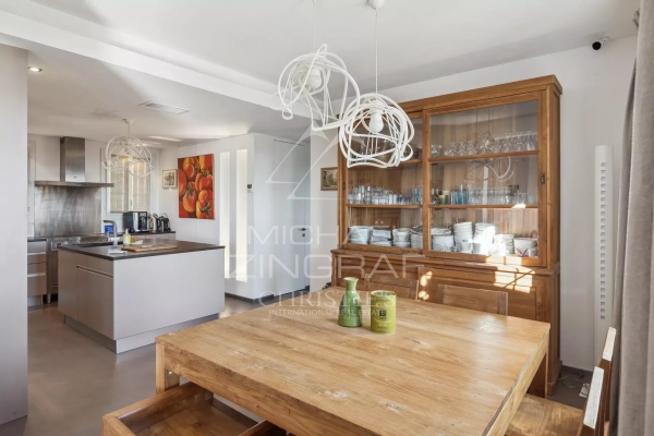 Maison de luxe à vendre à Grasse, 895 000 €, Photo 2