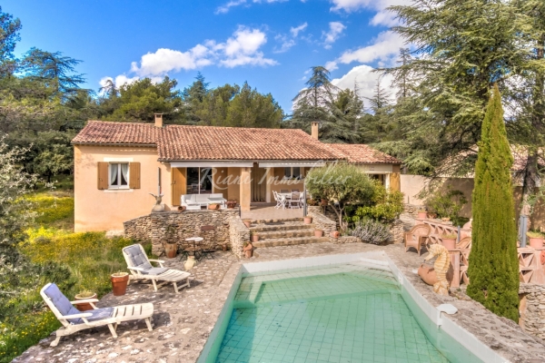 Luxury House for sale in Cabrières-d'Avignon, 595 000 €, Photo 1