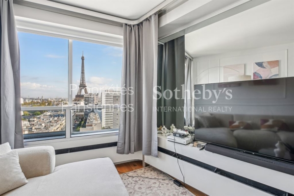 Luxury Apartment for sale in Paris 15ème, 588 000 €, Photo 4
